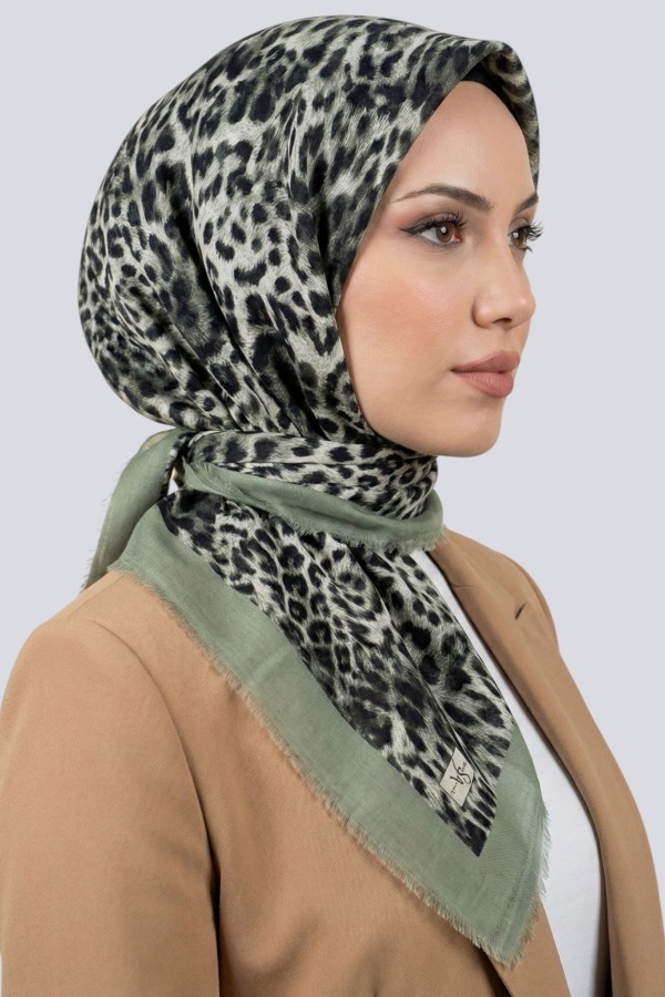 Viessa Leopar Desenli Flamlı Eşarp 6506-16