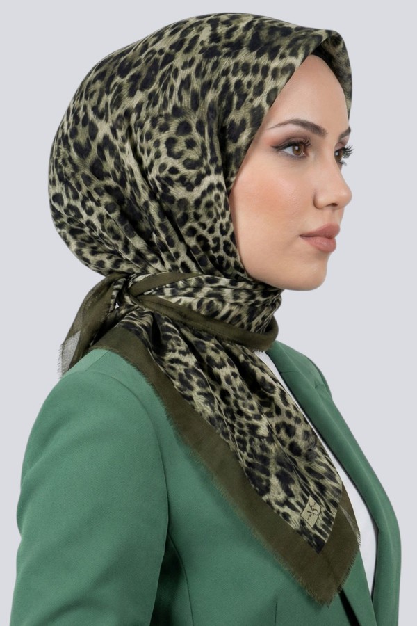 Viessa Leopar Desenli Flamlı Eşarp 6506-11