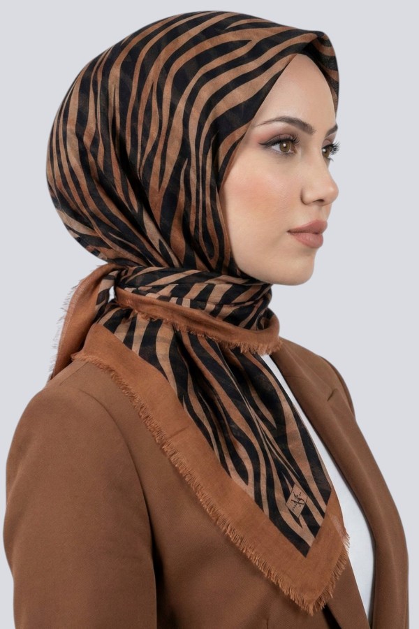 Viessa Zebra Desenli Flamlı Eşarp 6507-10